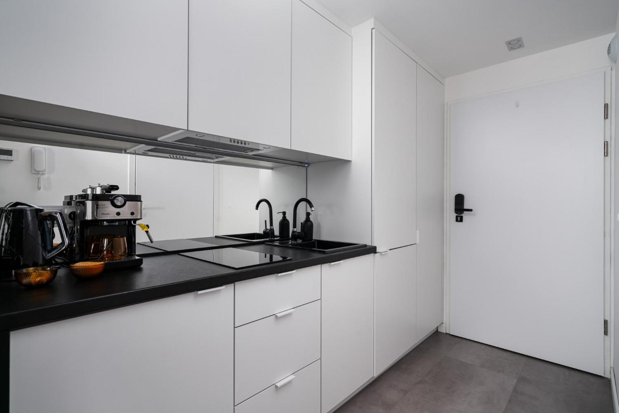 Apartments Wroc'Love By Me &301 Legnicka & Self Check-In 24H & Lift & Air Conditioning Wroclaw Exterior photo